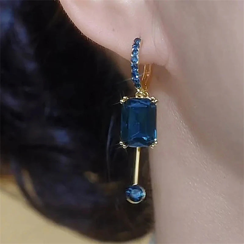 New Fashion Square Blue Crystal Pendant Earrings for Women Elegant Light Luxurious Temperament Girls Party Trend Jewelry Gifts