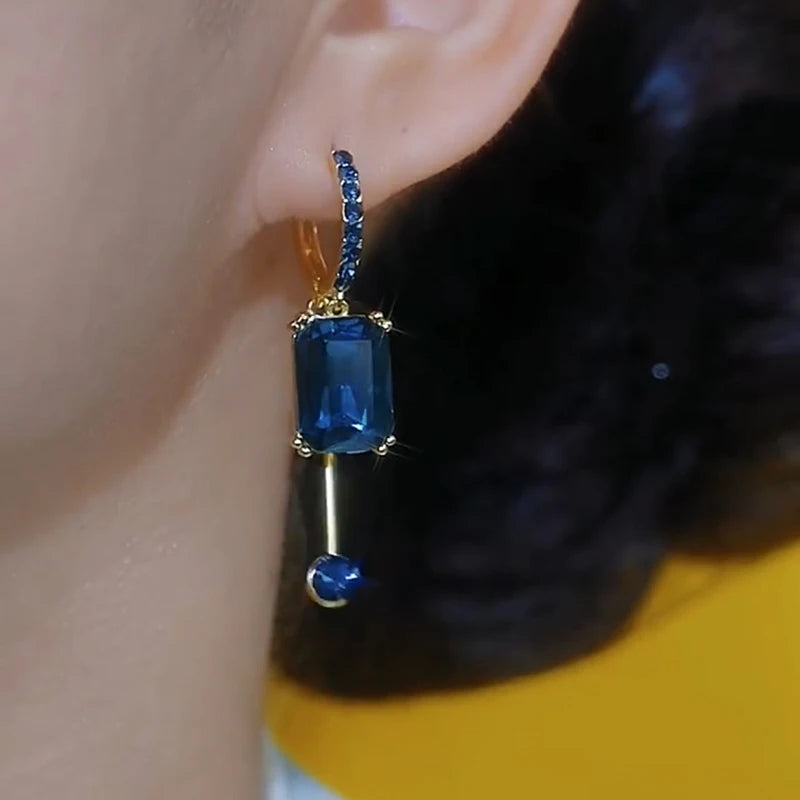 New Fashion Square Blue Crystal Pendant Earrings for Women Elegant Light Luxurious Temperament Girls Party Trend Jewelry Gifts
